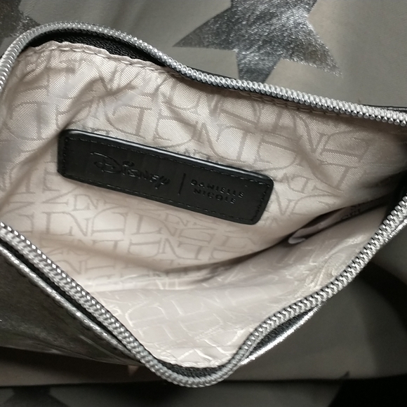 Disney - Danielle Nicole - Snow white reversible make-up bag - Picture 4 of 4